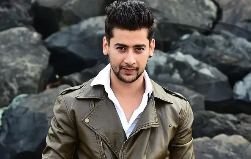 Paras Arora Net Worth